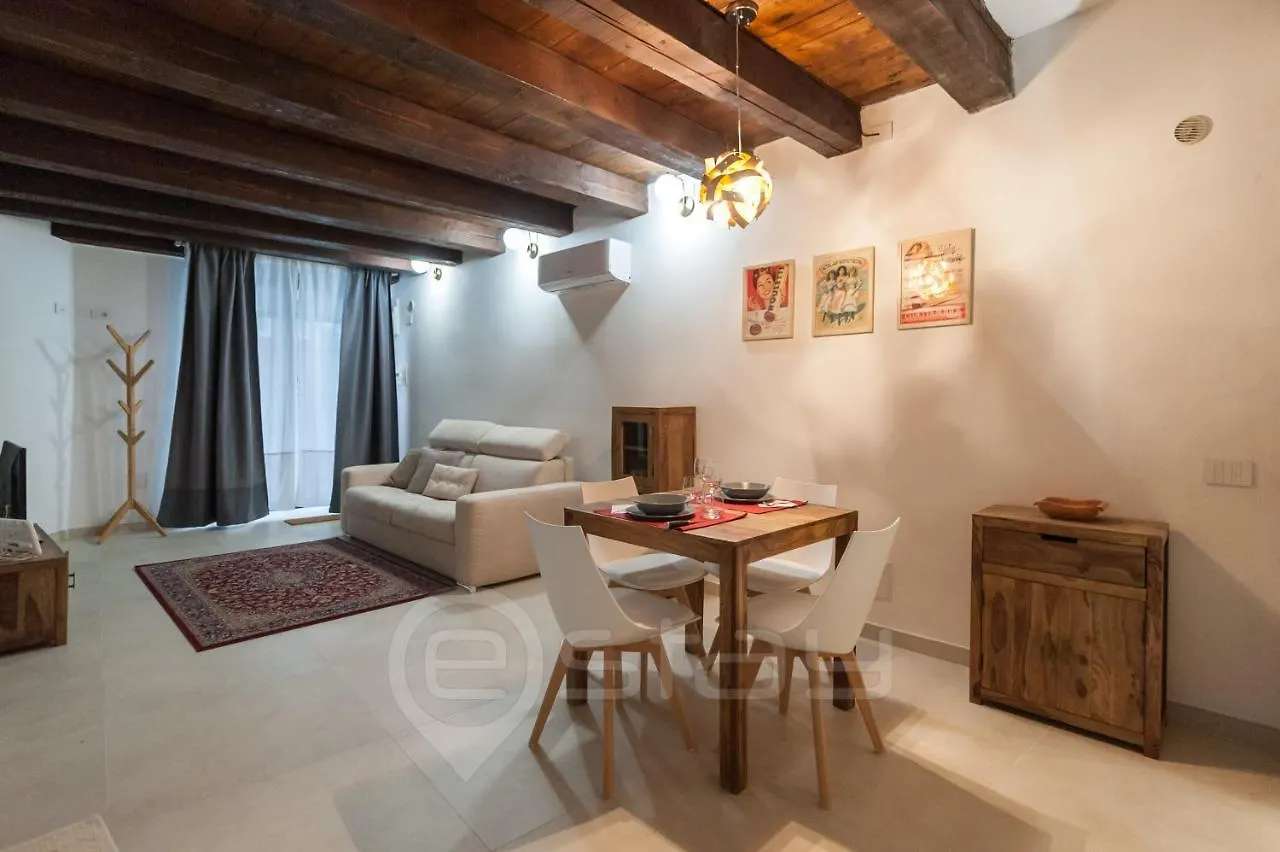 Lilla Myra Apartment Cagliari